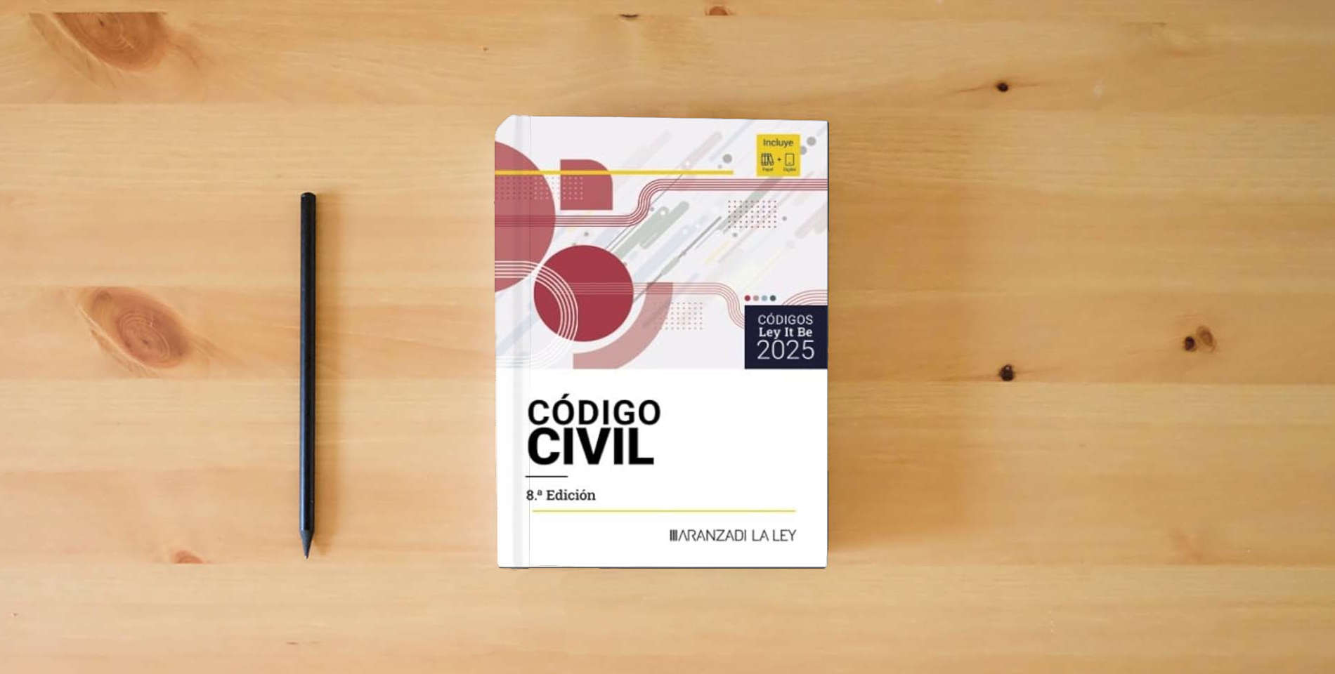 The book Código Civil (LeyItBe) (Códigos LeyItBe) is on the table
