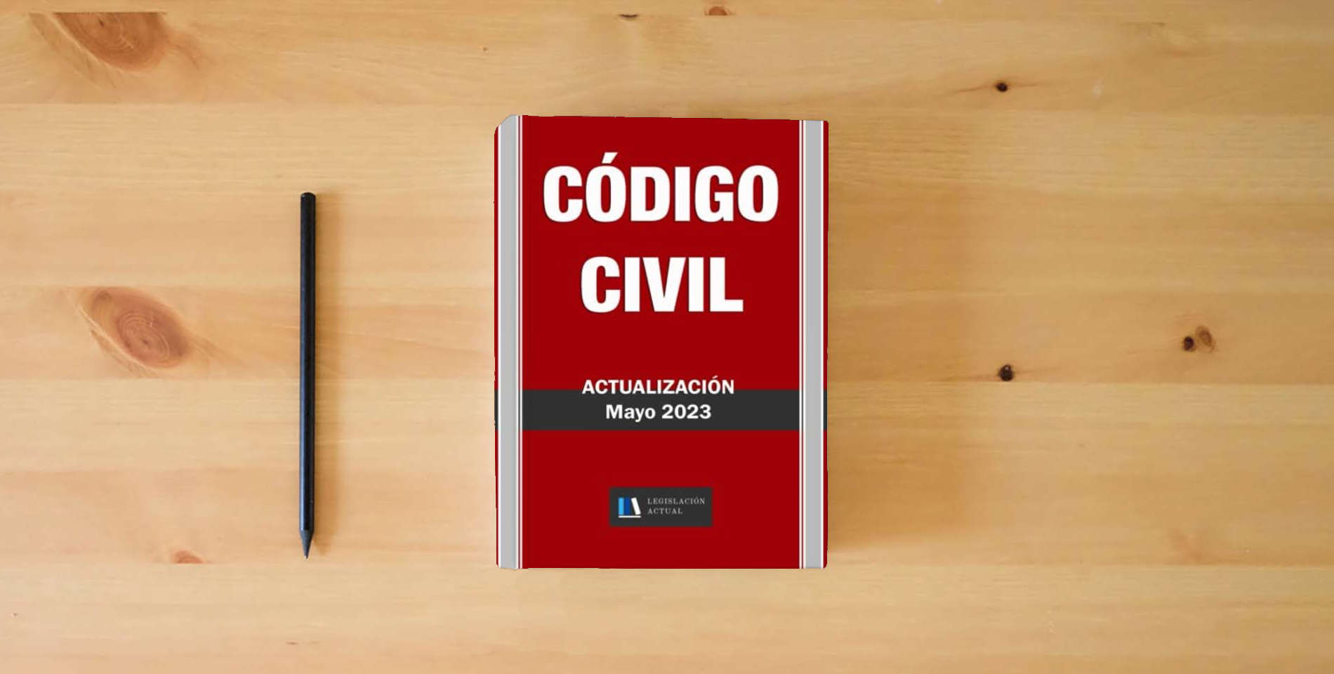The book CÓDIGO CIVIL.: Para profesionales, estudiantes y opositores. is on the table