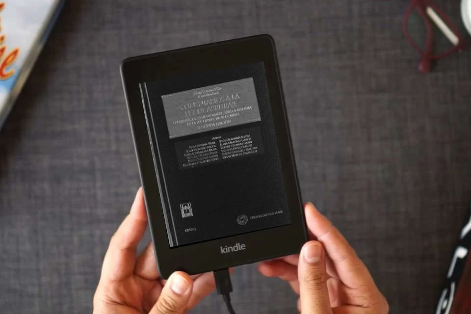 Lea en línea Comentarios a la Ley de Arbitraje - Ley 60/2003, de 23 de diciembre, tras la reforma de la Ley 11/2011, de 20 de mayo (Estudios y Comentarios de Legislación) como un eBook Kindle