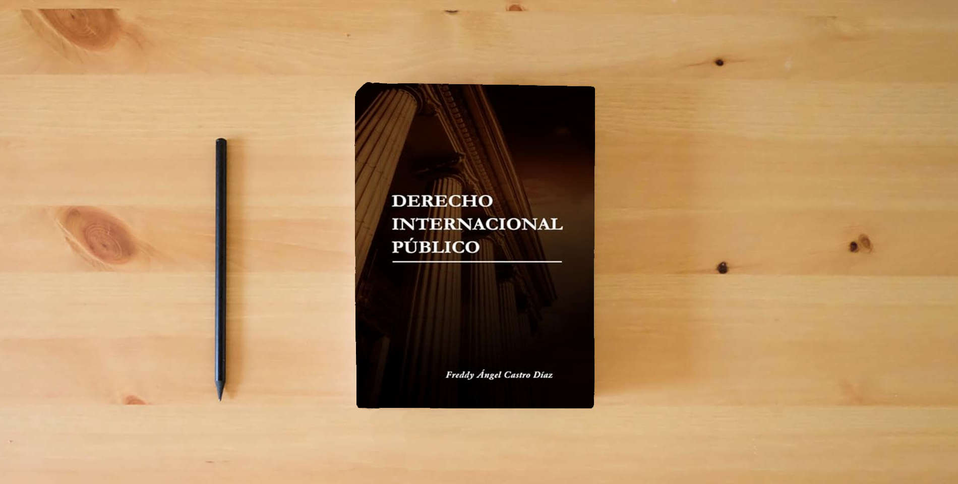 The book DERECHO INTERNACIONAL PUBLICO is on the table