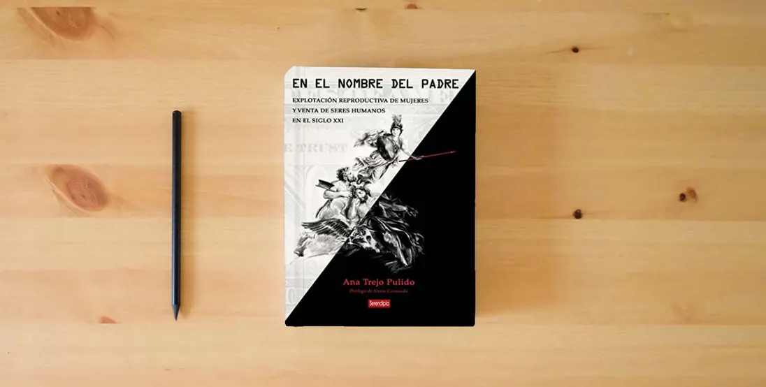 The book En el nombre del padre (SIN COLECCION)} is on the table