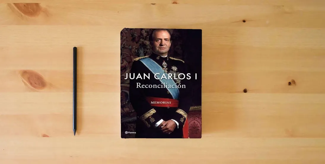 The book Reconciliación: Memorias (No Ficción)} is on the table