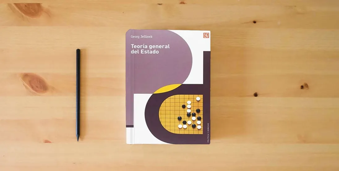 The book TEORIA GENERAL DEL ESTADO (SIN COLECCION)} is on the table