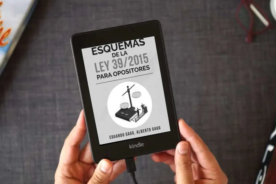 Lea en línea Esquemas de la Ley 39/2015 para Opositores como un eBook Kindle