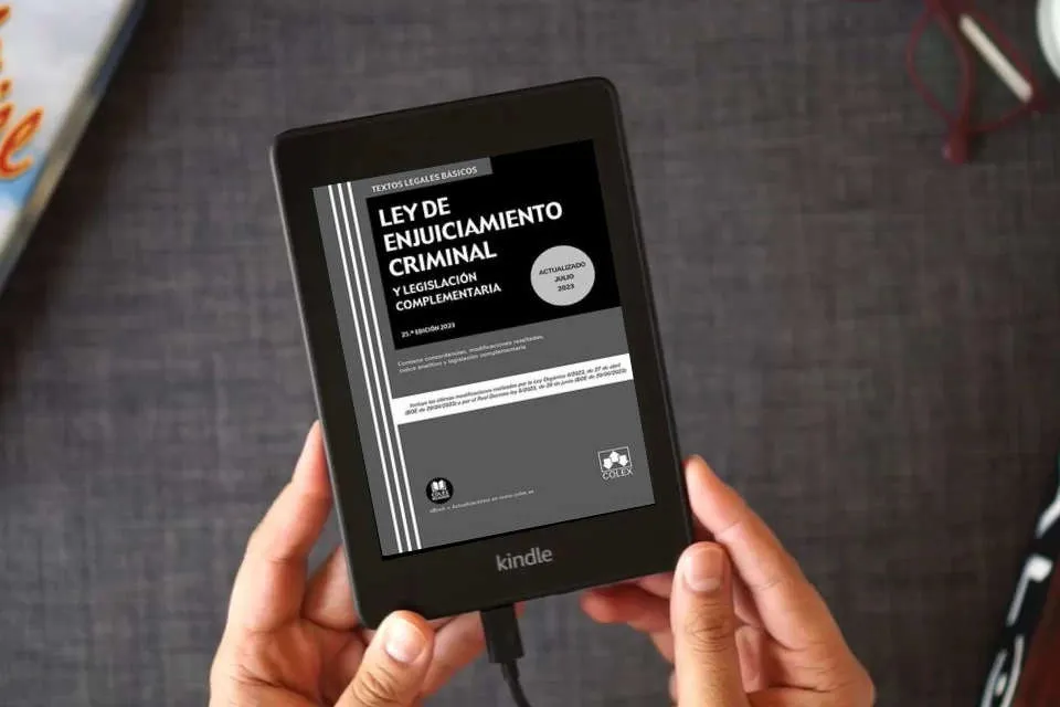 Lea en línea Ley de Enjuiciamiento Criminal y Legislación Complementaria: Contiene concordancias, modificaciones resaltadas, índice analítico y legislación complementaria (TEXTO LEGAL BASICO) como un eBook Kindle