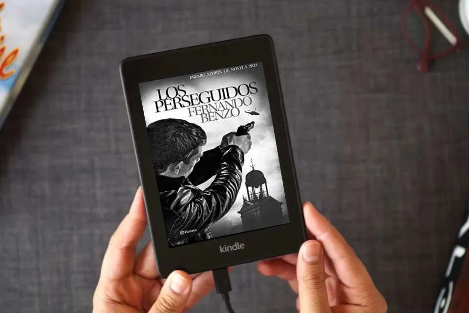 Lea en línea Los perseguidos: Premio Azorín de Novela 2023 (Autores Españoles e Iberoamericanos) como un eBook Kindle